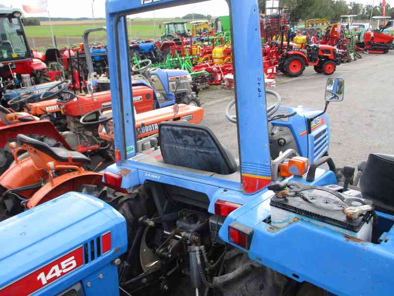 Malotraktor Iseki Sial 15 s rámem, parádní - foto 2