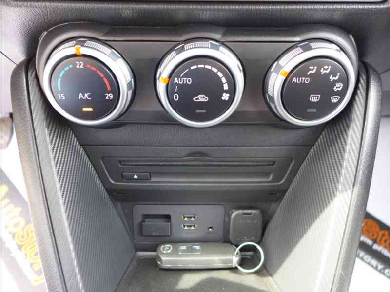 Mazda CX-3 1,5 SKYACTIVE-D NAVI 1.MAJ - foto 16
