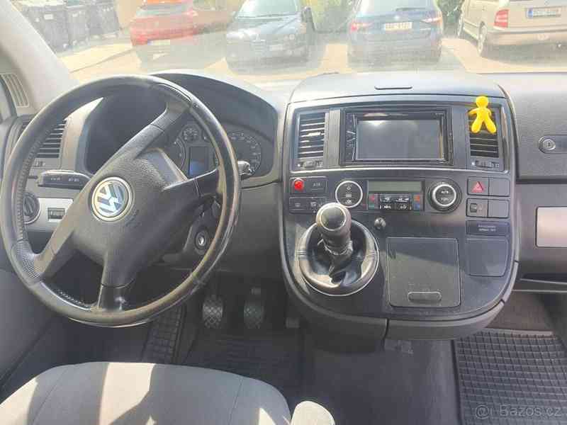 Volkswagen Multivan 2,5 tdi - foto 12