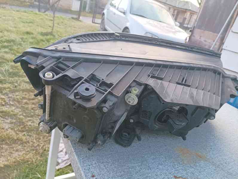 Vw Touareg LP světlo 761941081 2018-  - foto 3