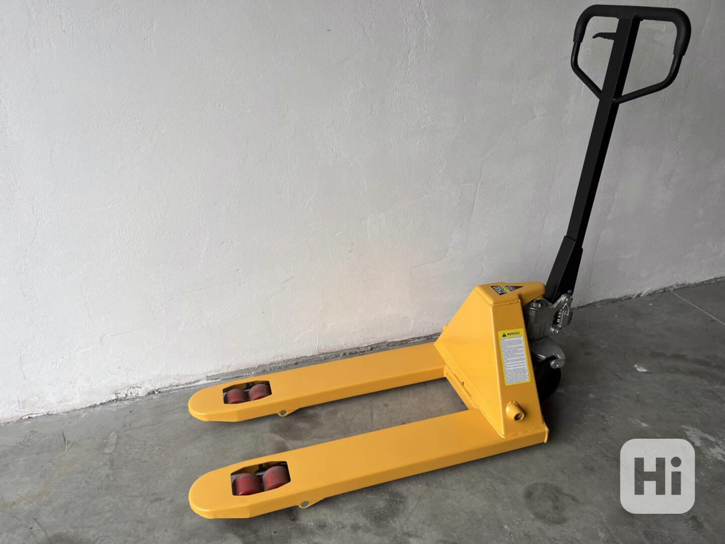 Krátký paletový vozík M900 - foto 1