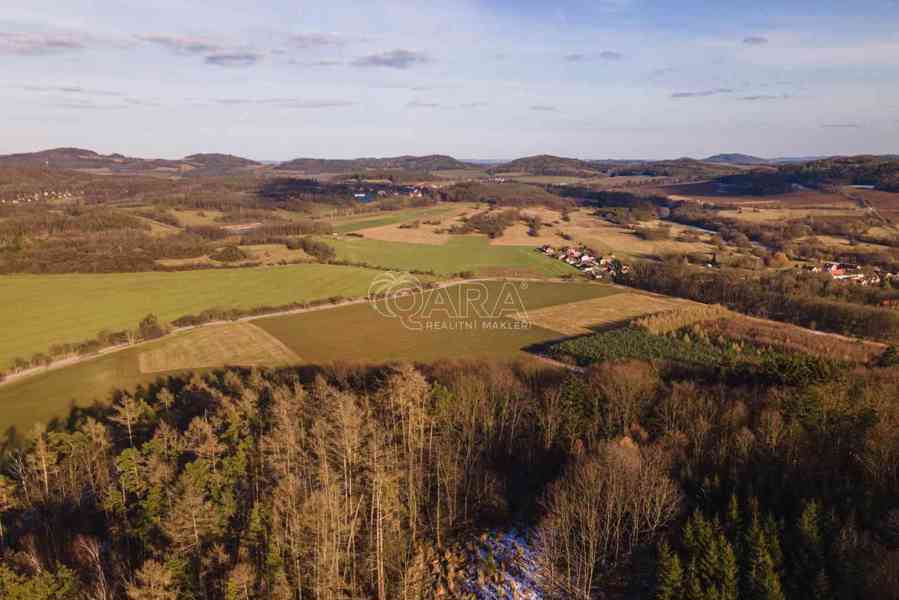 Prodej pole v Jablonné nad Vltavou - foto 5