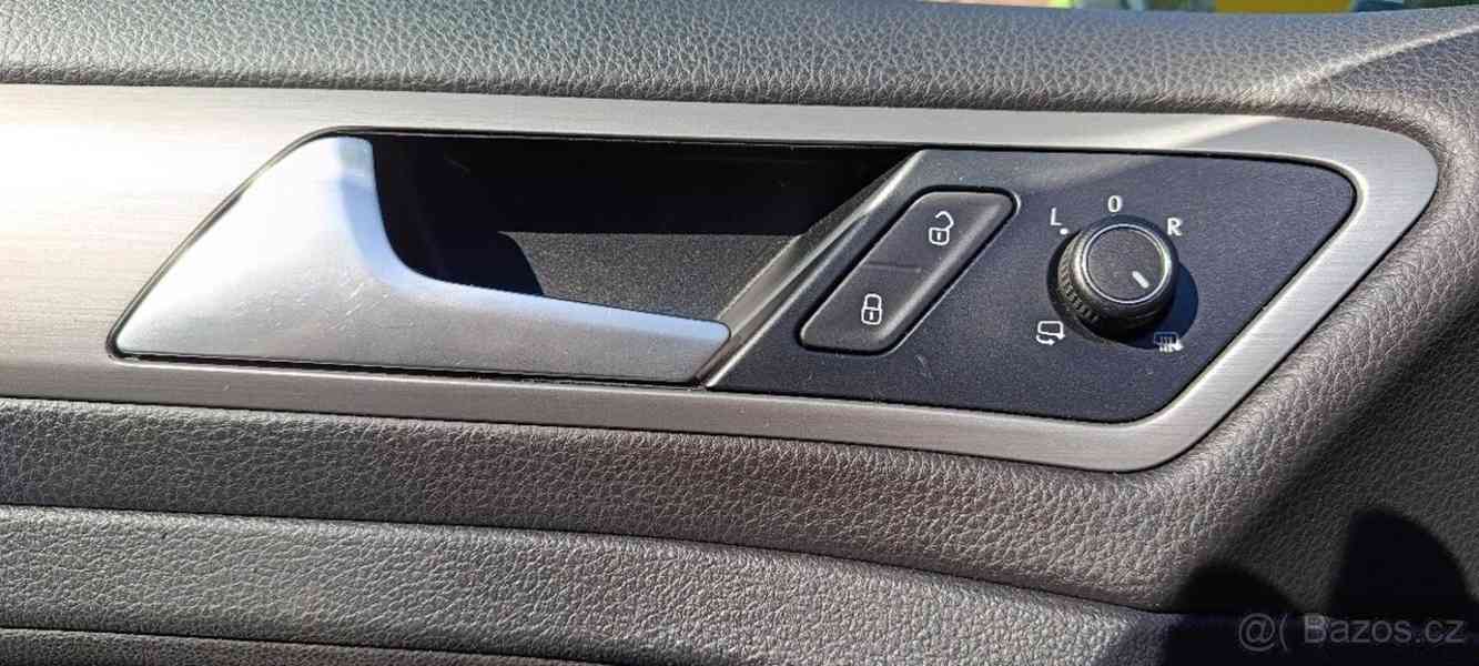 Volkswagen Golf 1,2   TSI Bluemotion - foto 11
