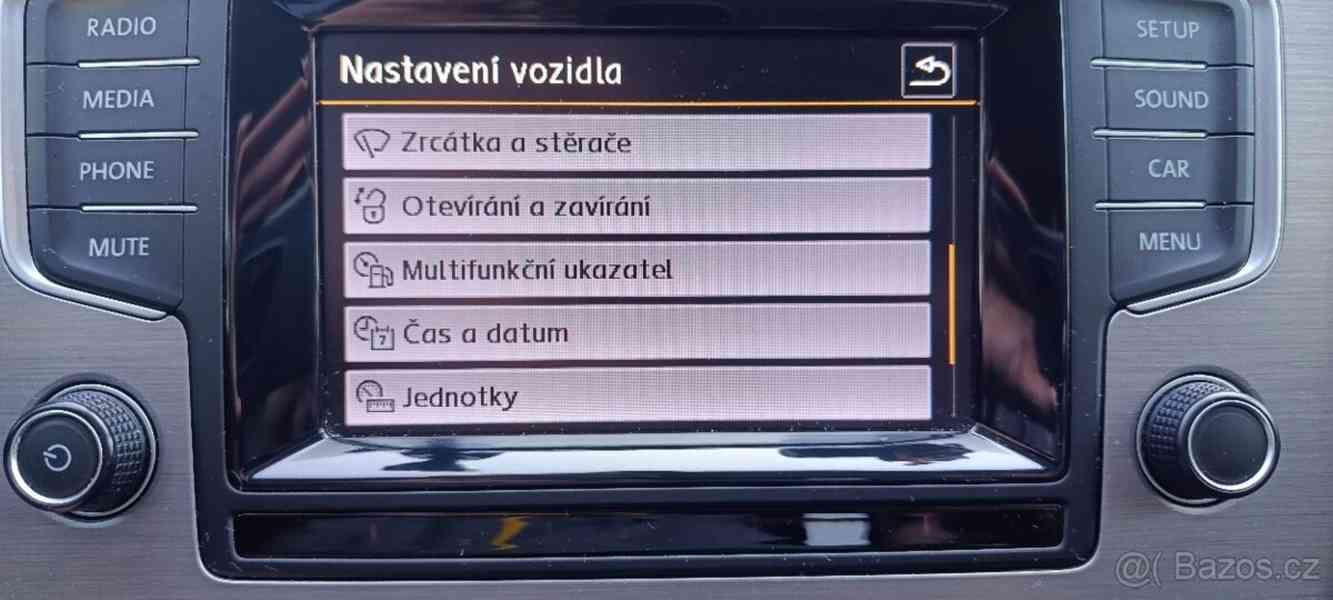 Volkswagen Golf 1,2   TSI Bluemotion - foto 13
