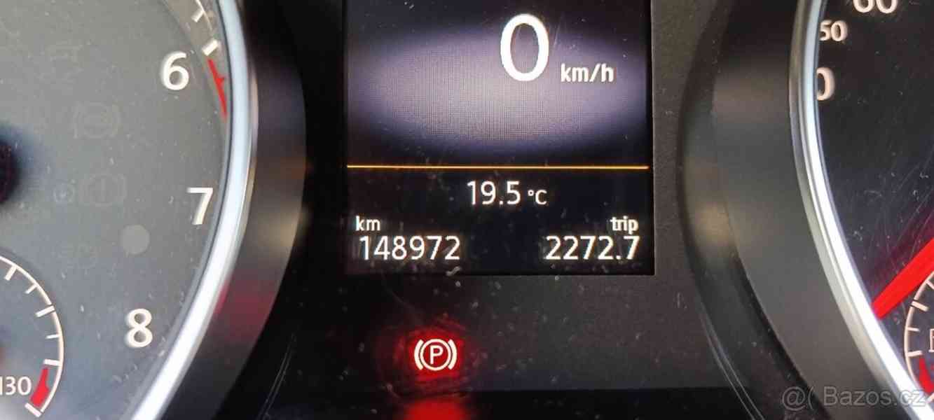 Volkswagen Golf 1,2   TSI Bluemotion - foto 12