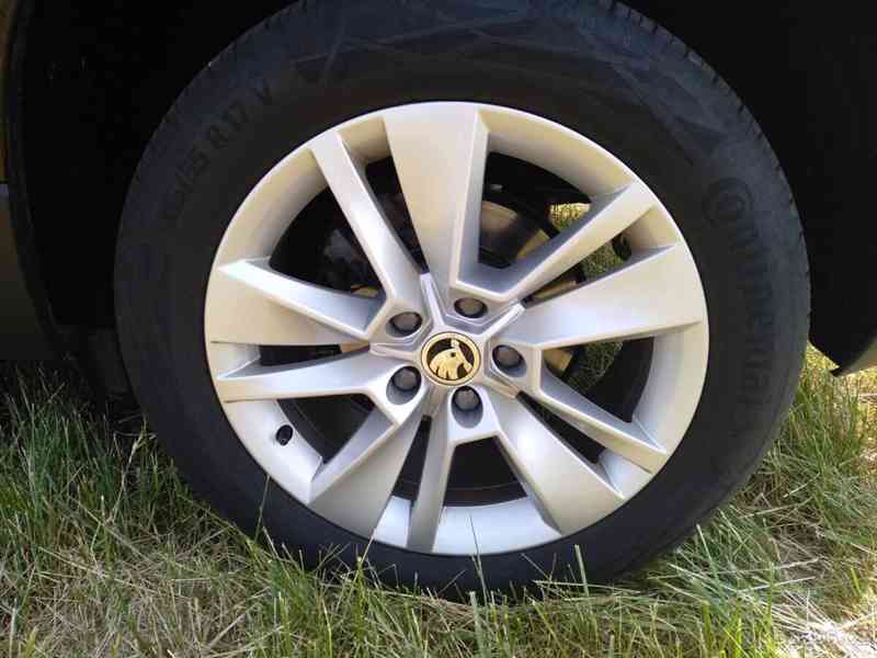 Škoda Karoq, Style+1,5TSI, DSG, naj. 24tis.km,	 - foto 8