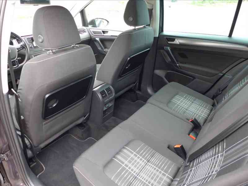 Volkswagen Golf Sportsvan 1,4 TSI VÝHŘEV TAŽNÉ 1.MAJITEL - foto 15