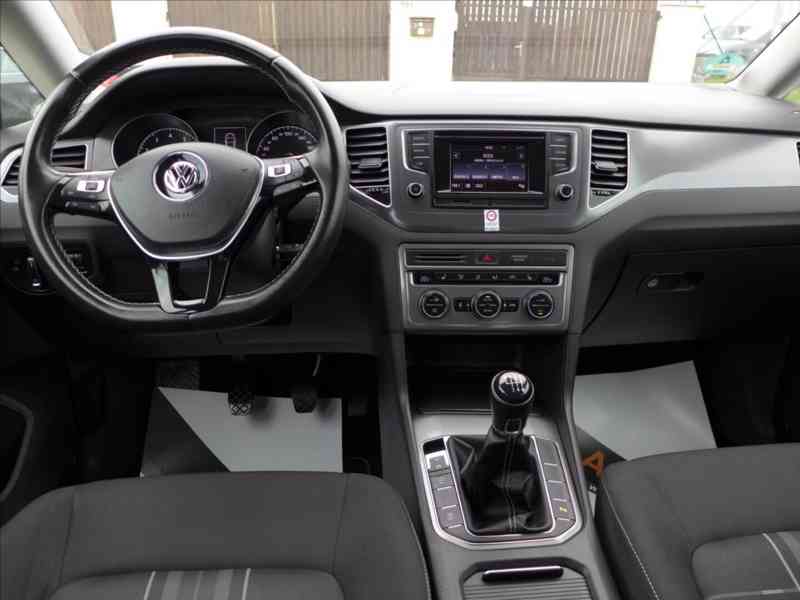 Volkswagen Golf Sportsvan 1,4 TSI VÝHŘEV TAŽNÉ 1.MAJITEL - foto 11