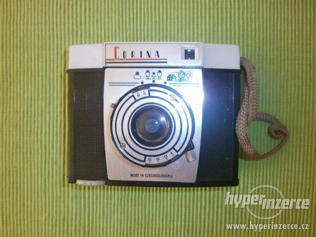 Prodám starý fotoaparát značky CORINA - foto 1