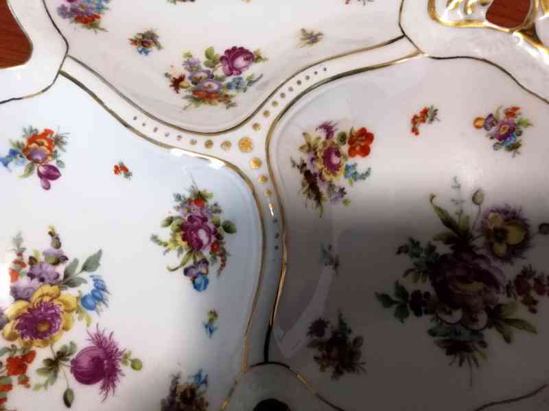 PRODÁM PORCELÁNOVÝ TŘÍLISTÝ KABARET   - foto 4