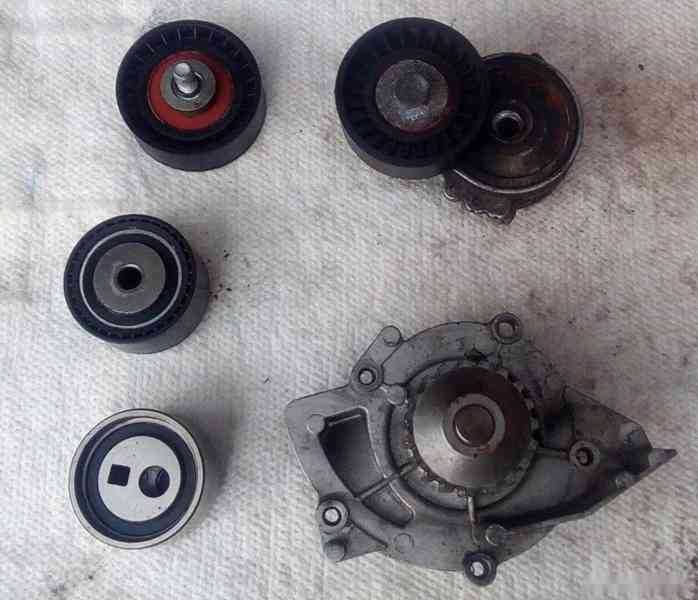 Fiat Ulysse 2,2 JTD - 4HW, r.v.2003 prodám zbytek ND - foto 7