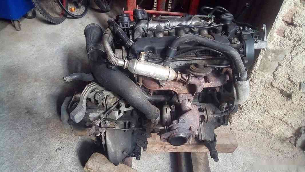 Fiat Ulysse 2,2 JTD - 4HW, r.v.2003 prodám zbytek ND - foto 4