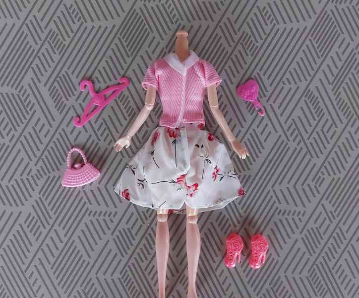 NOVÉ! Set pro Barbie, tričko + sukně + boty + kab + doplňky  - foto 6