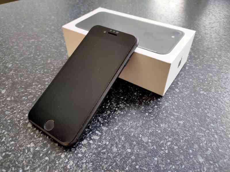 iPhone 7 černý - foto 1