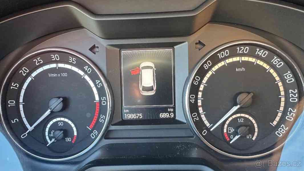 Škoda Octavia 2,0   III RS TDi 135 kw DSG - foto 9