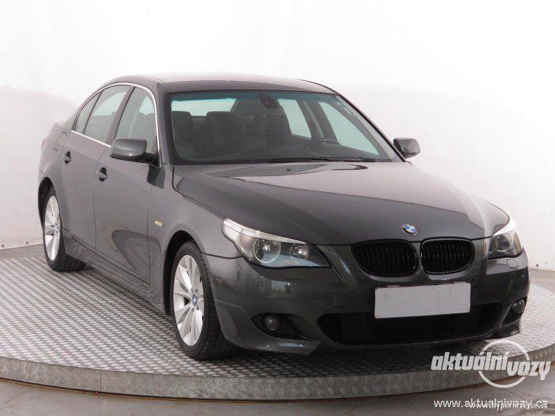 BMW 5 3.0, nafta, rok 2004 - foto 1