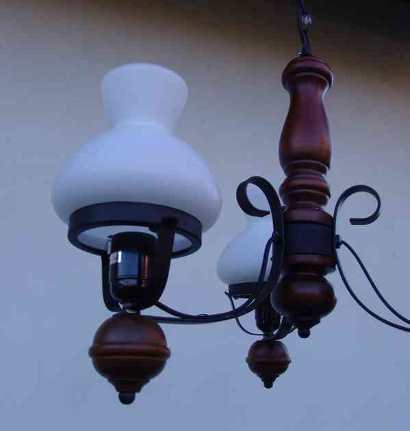 Rustikální závěsný lustr - foto 5