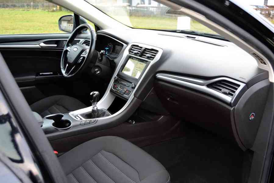 Ford Mondeo V 2.0 TDCi 110kW Business Edition kombi facelift - foto 13