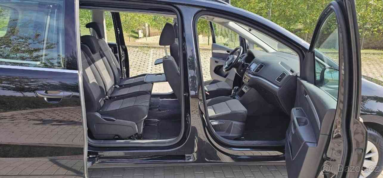 Volkswagen Sharan 2,0   125kw Automat DSG - 7 míst - H - foto 13