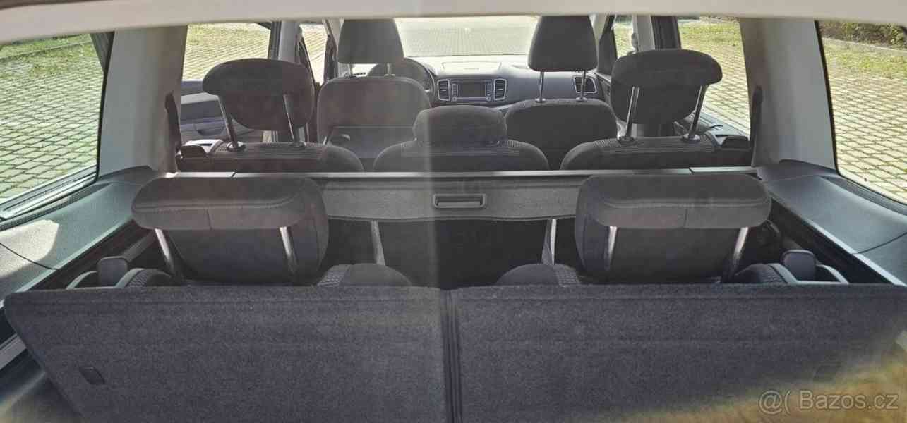 Volkswagen Sharan 2,0   125kw Automat DSG - 7 míst - H - foto 19