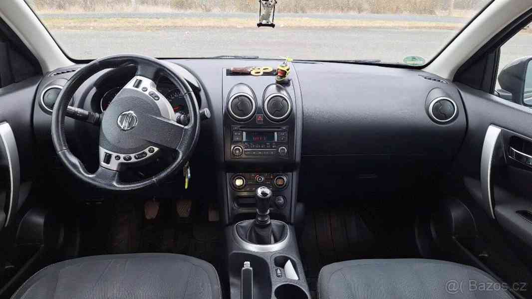 Nissan Qashqai 2,0 - foto 3