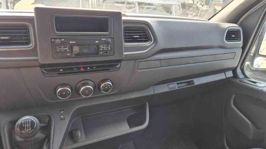 RENAULT MASTER 135DCI L3H2 skříňový - foto 14