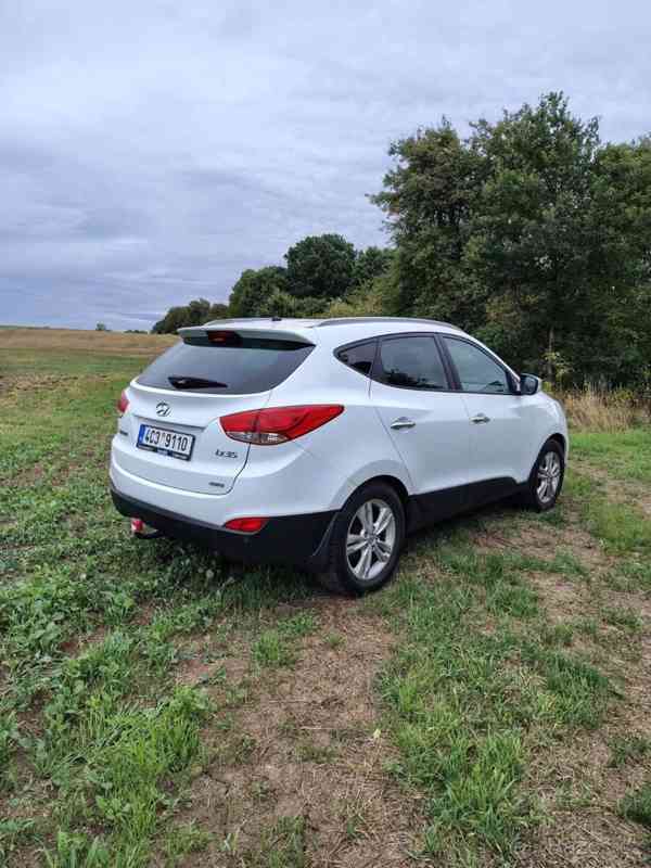 Hyundai ix35 2,0   i benzin 4x4 - foto 9