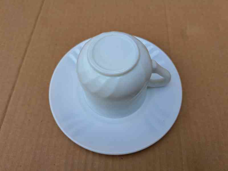 Kávová souprava nová, 12 ks bílé barvy MADE IN SPAIN - foto 2