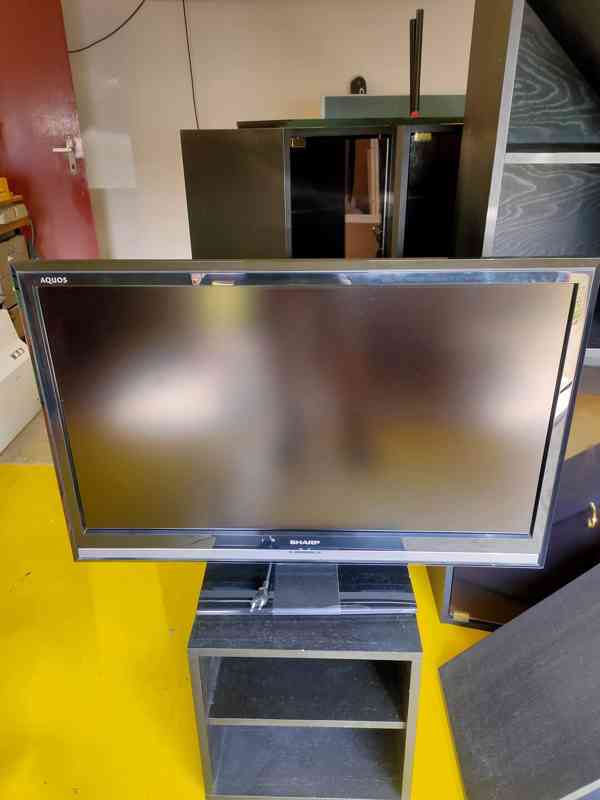 LCD televize Sharp Aquos 37" černá 