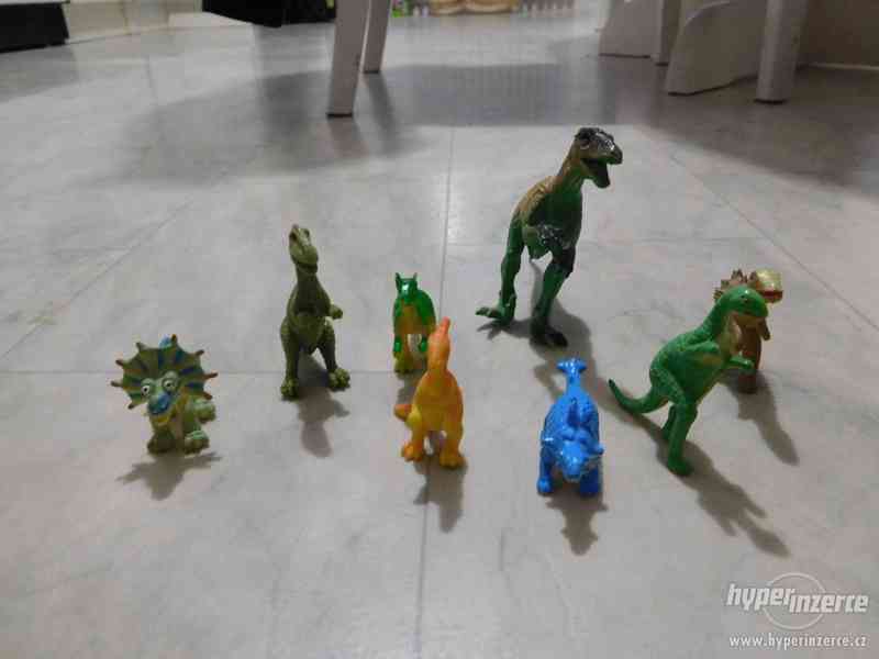 Figurky dinosaurů - foto 2