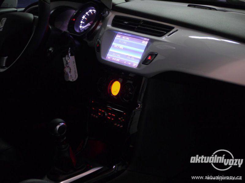 Citroën DS3 1.6, benzín, vyrobeno 2011, navigace, kůže - foto 11