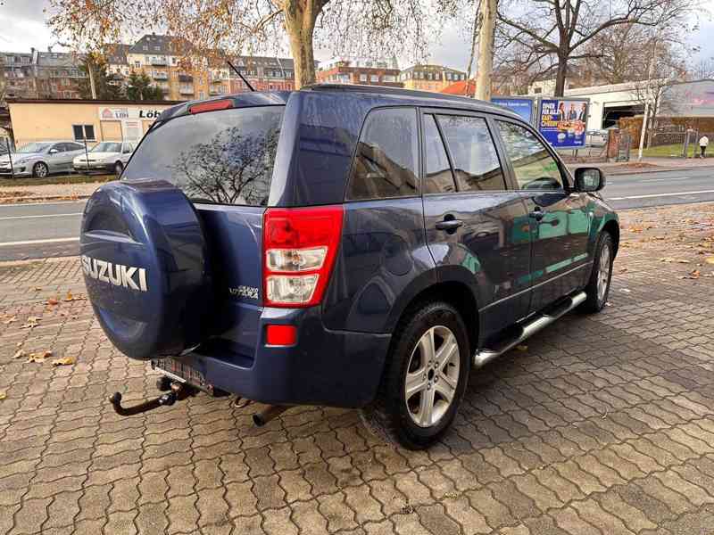 Suzuki Grand Vitara 2,0i benzín 103kw  - foto 3