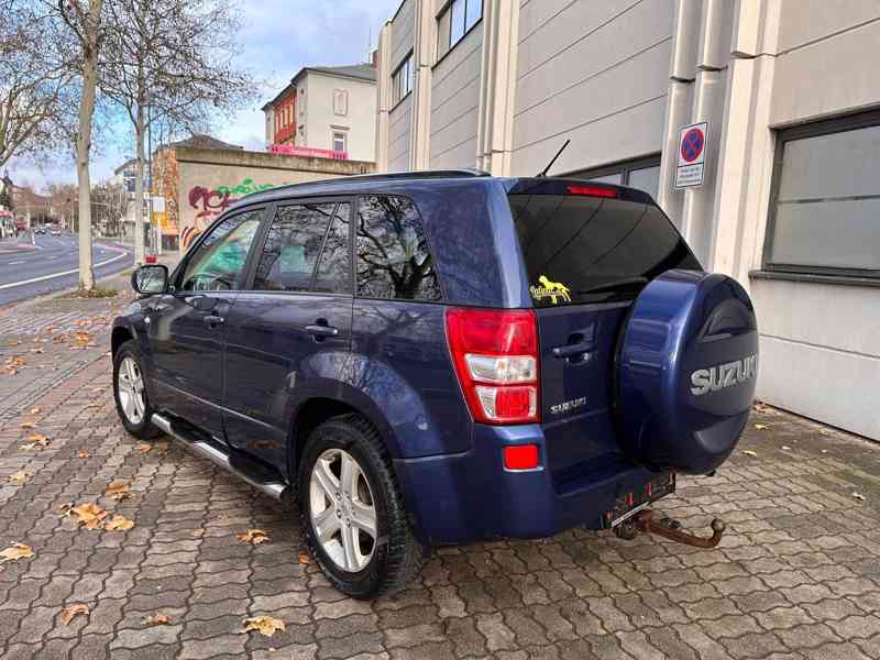 Suzuki Grand Vitara 2,0i benzín 103kw  - foto 4