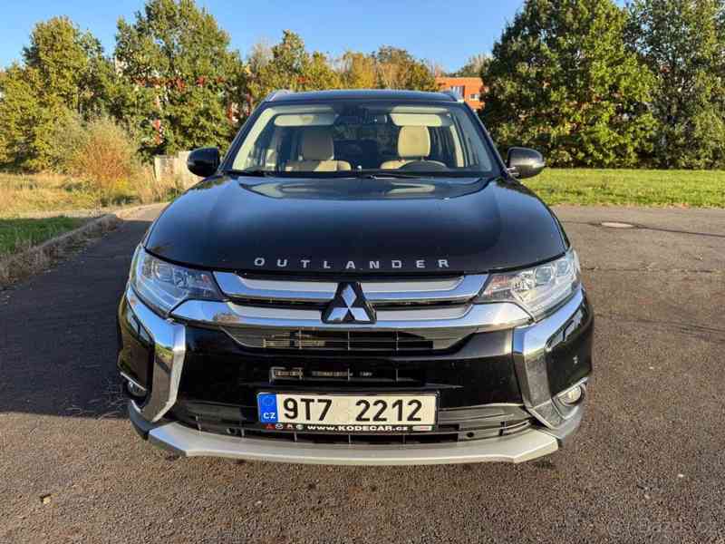 Mitsubishi Outlander 2,2   D, 7 míst - foto 1