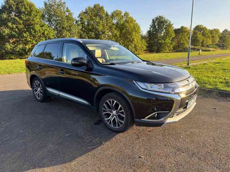 Mitsubishi Outlander 2,2   D, 7 míst - foto 4