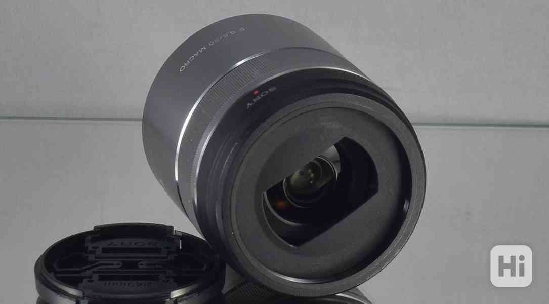 Sony E 30mm f/3,5 MACRO **APS-C Pevný , MACRO 1:1**E mount - foto 5