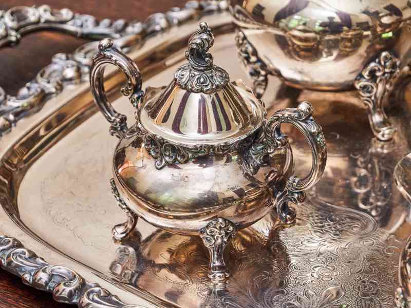 Kávový a čajový servis Oneida Heirloom – Venetian Scroll - foto 3