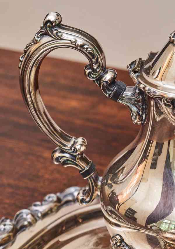 Kávový a čajový servis Oneida Heirloom – Venetian Scroll - foto 12