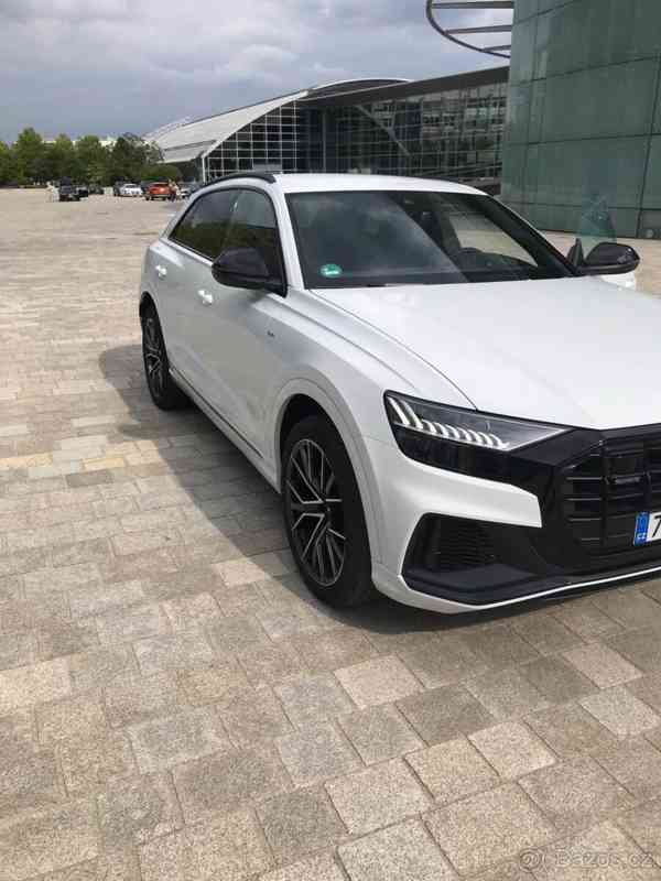 AUDI Q8 55TFSI 340PS