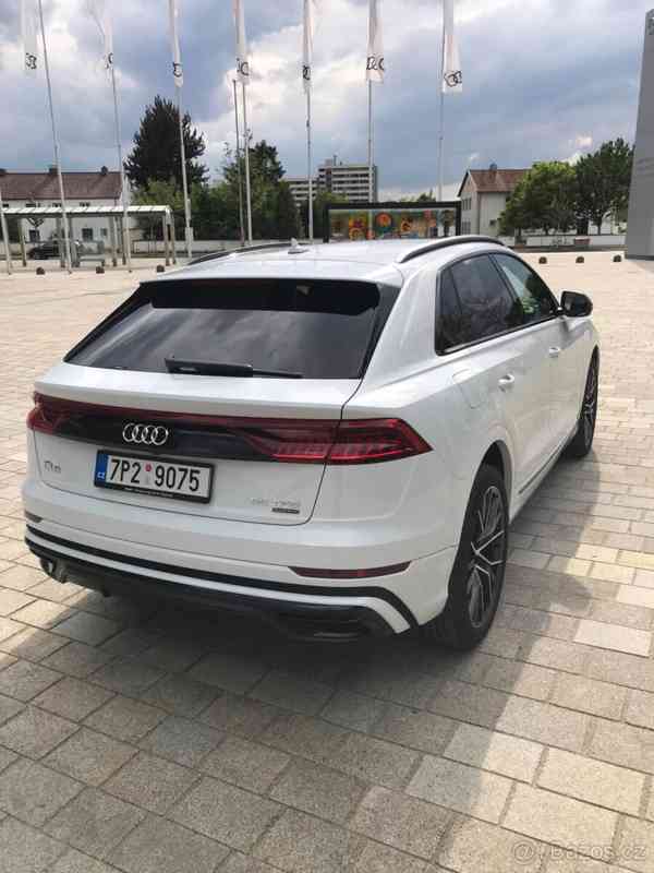 AUDI Q8 55TFSI 340PS - foto 9