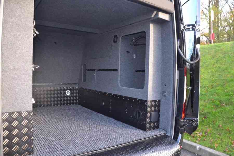 Mercedes-Benz Sprinter 319 CDi Camper Family - foto 15