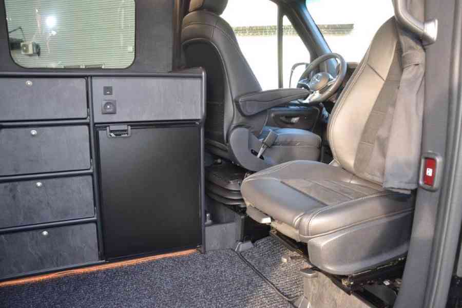 Mercedes-Benz Sprinter 319 CDi Camper Family - foto 13