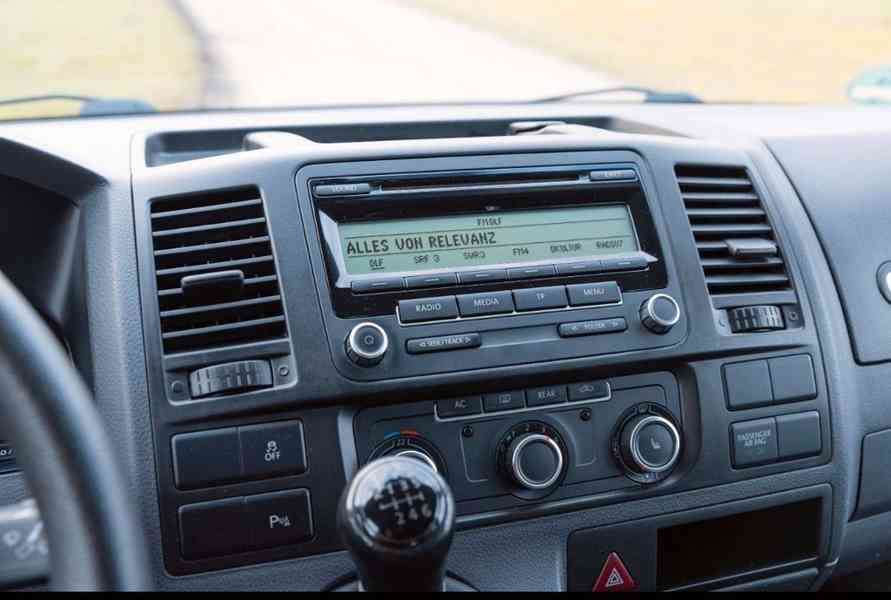 Volkswagen T5 Multivan 2.0 TDI 103kw - foto 9