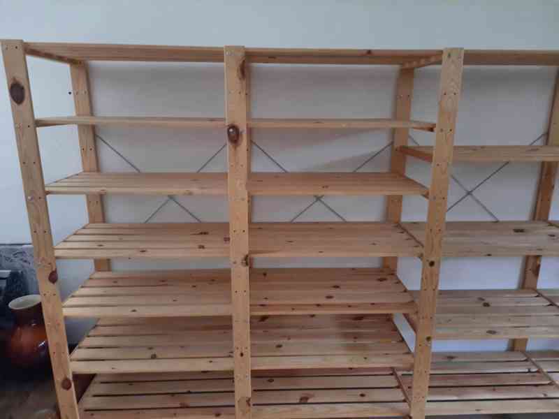 Dřevěné regály Hejne Ikea - foto 2