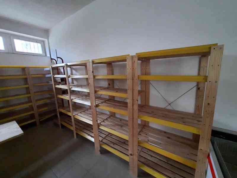 Dřevěné regály Hejne Ikea - foto 3