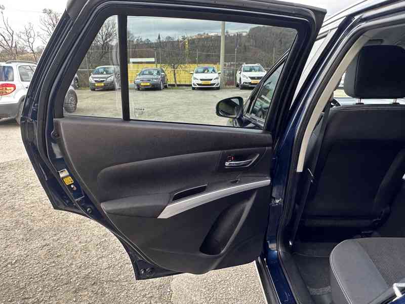 Suzuki SX4 S-Cross 1.6DDiS 4x4/Tažné/Výhřev/1MAJ - foto 14