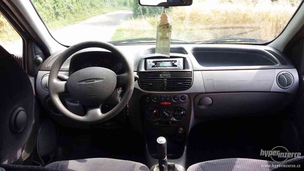 Fiat Punto 1,9 JTD - foto 5