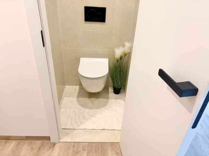 Moderní byt 3+kk ( 3+1) po kompletní rekonstrukci - foto 7