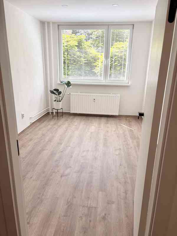 Moderní byt 3+kk ( 3+1) po kompletní rekonstrukci - foto 8