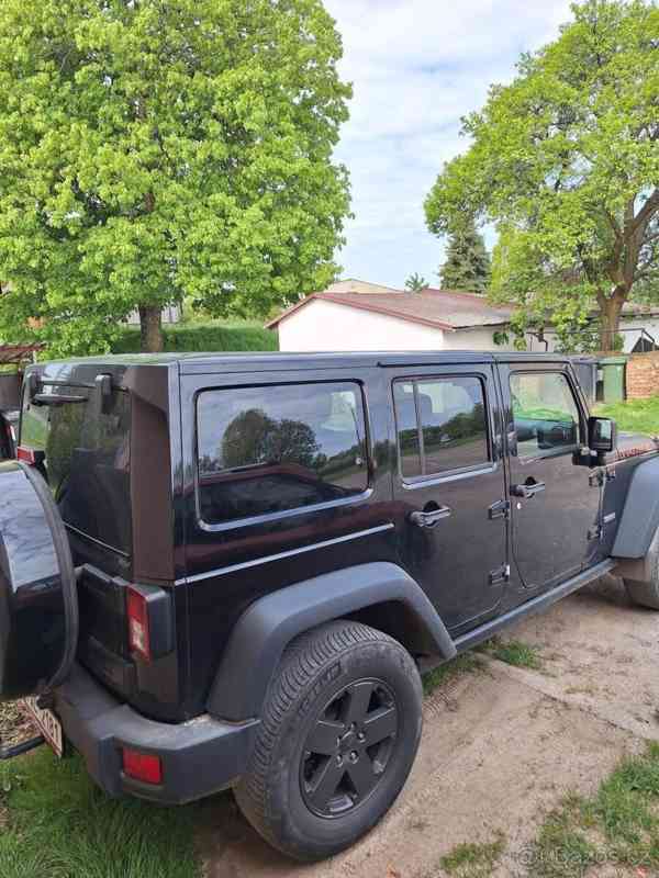 Jeep Wrangler 2,8 JK UNLIMITED - foto 6